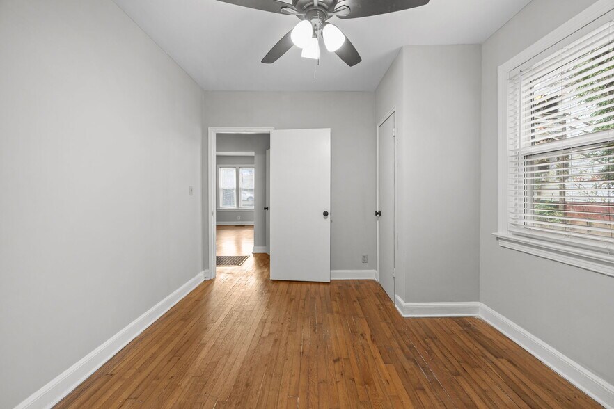 Building Photo - 300 Chamberlain St