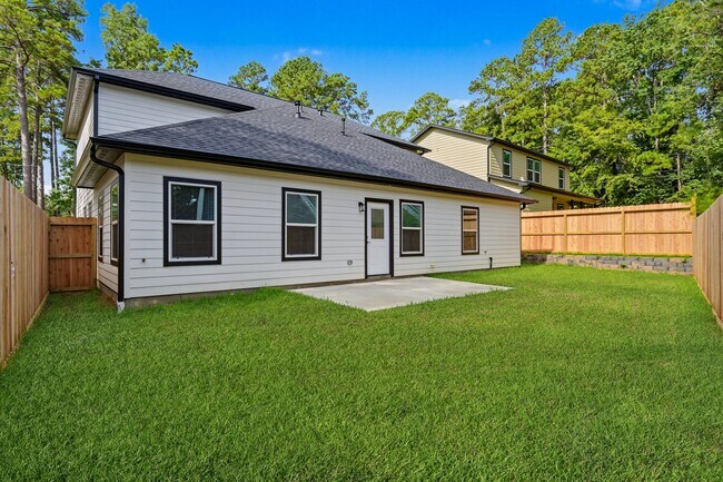 Building Photo - 117 Sun City Ln