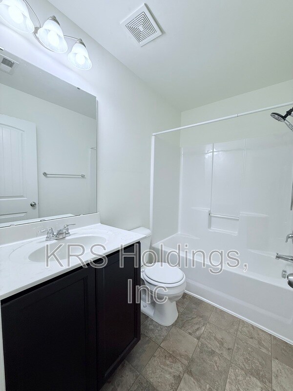 Building Photo - 81 Hill Shore Ln