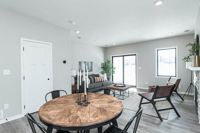 Building Photo - 5244 Harvest Ct NW