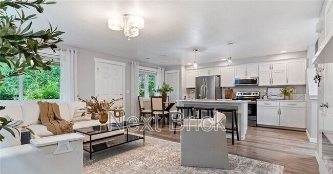 Building Photo - 4712 146th Pl NE