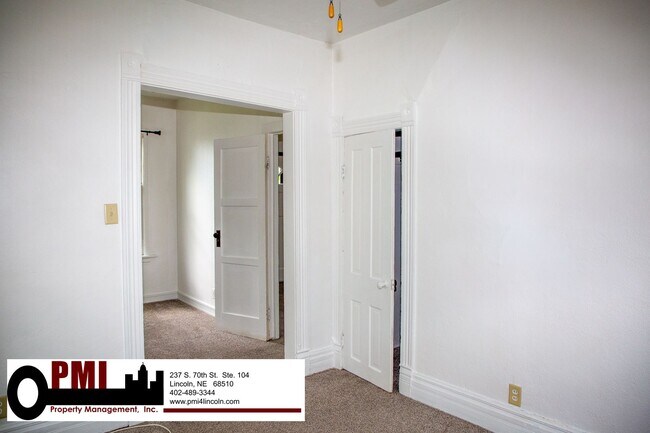 Building Photo - 5501 J St