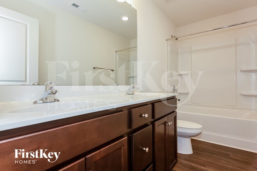 Building Photo - 9529 Blue Knoll Ct