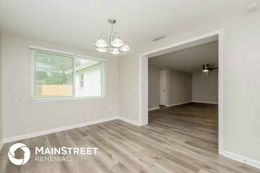 Building Photo - 2717 Gardner Pl