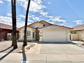 Building Photo - 7249 E Softwind Dr