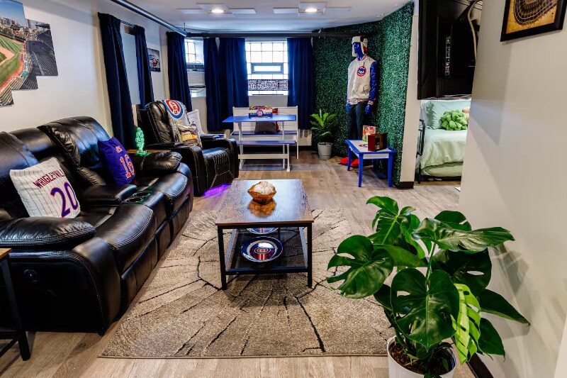 Building Photo - 3727 N Seminary Ave