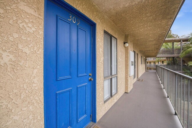 Building Photo - 243 S Avenue 50