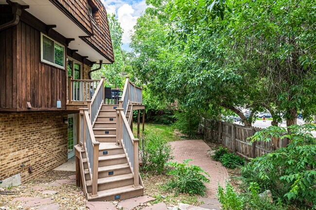 Building Photo - Two-Story home in  Cherry Creek Racquet Cl...
