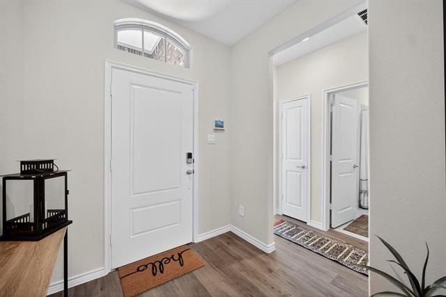 Building Photo - 10601 Autumn Leaves Ln