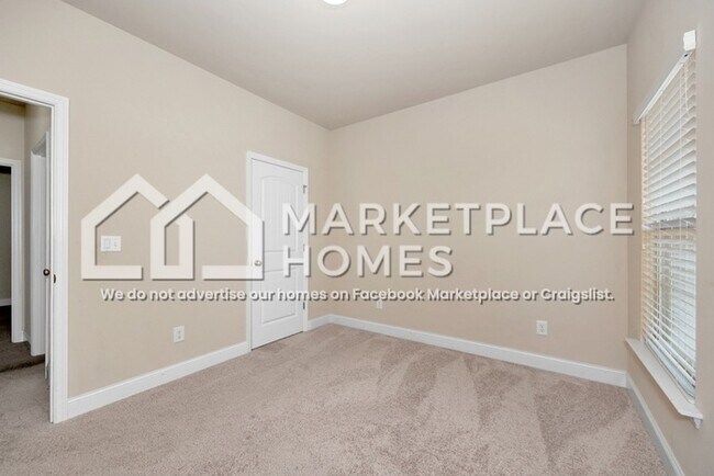 Building Photo - 275 Harold Murphy Dr