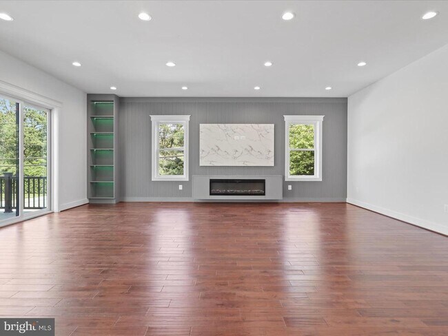 Building Photo - 1830 Cherri Dr