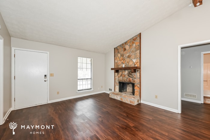 Building Photo - 2524 Holly Berry Trail SW