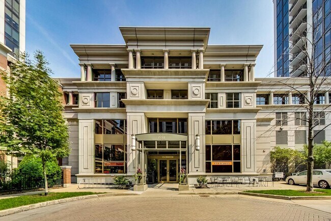 Building Photo - 1322 S Prairie Ave