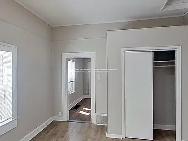 Building Photo - 526 Tauromee Ave