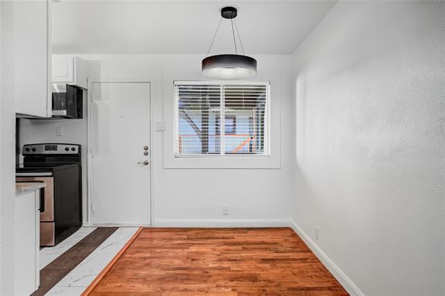 Building Photo - 3310 Douglas Ave