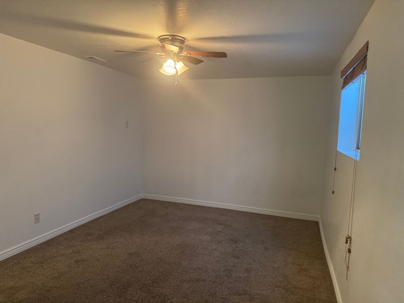 Building Photo - 1421 W 450 N
