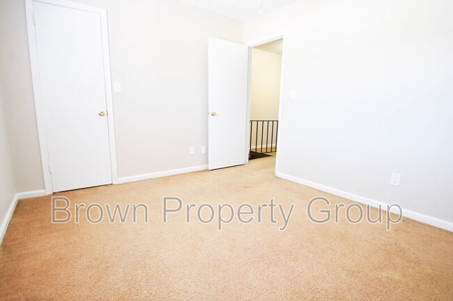 Building Photo - 2105 Grand Prix Dr