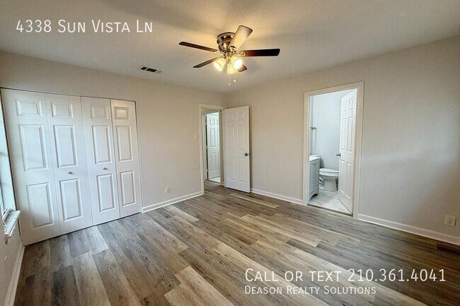 Building Photo - 4338 Sun Vista Ln