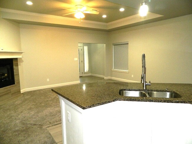 Building Photo - 203 Northwest Granite Avenue