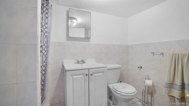 Building Photo - 107-43 Inwood St