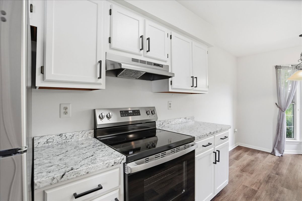 Building Photo - 1810 Bramble Brook Ln
