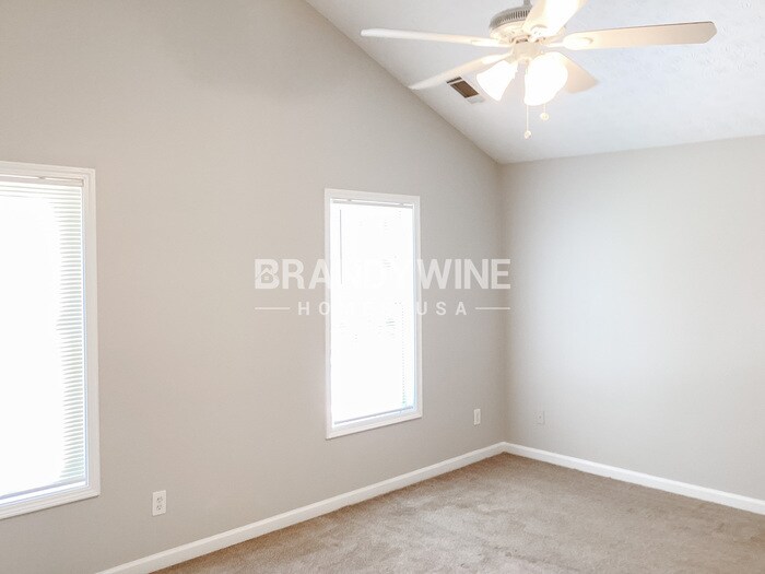 Building Photo - 3725 Patti Pkwy