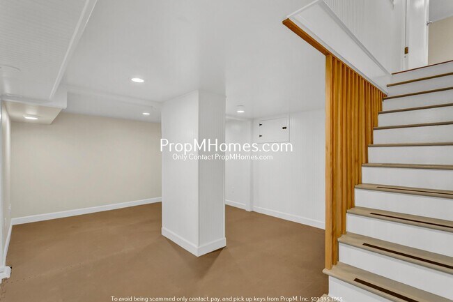 Building Photo - Timeless Updated Home in South Burlingame!...