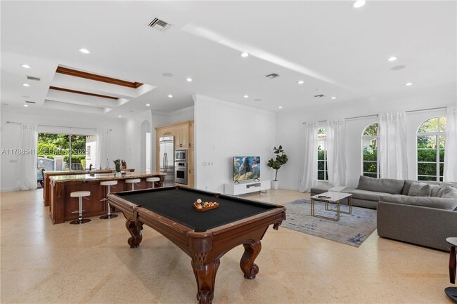 Building Photo - 1223 Jackson St