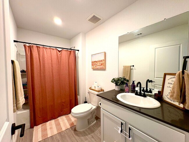 Building Photo - 4011 Imogene Ivy