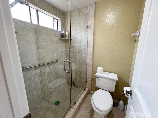 Building Photo - 15 Creekwood