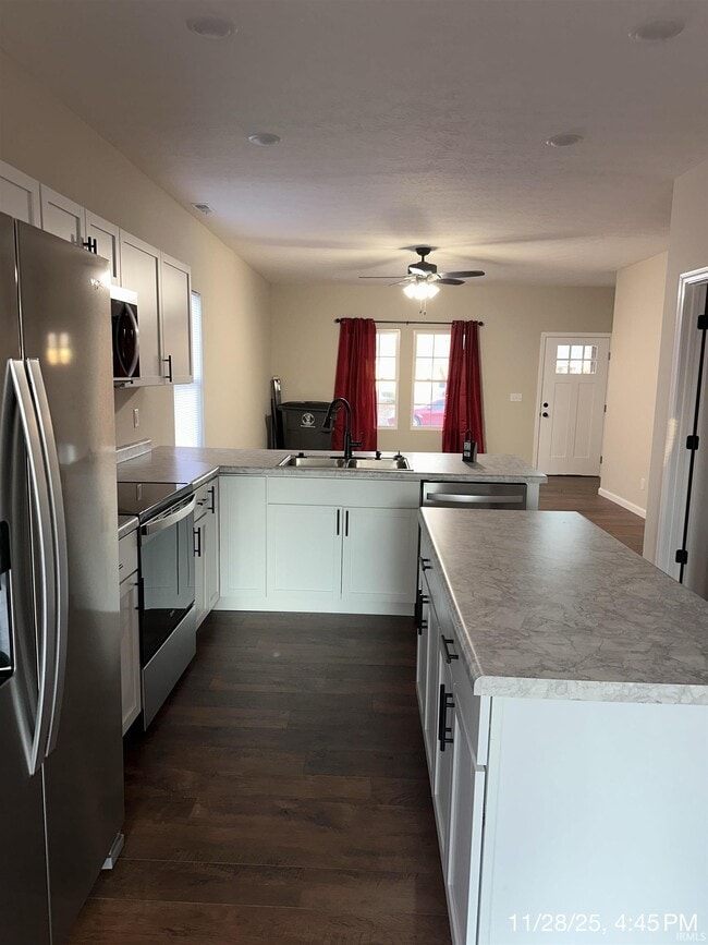 Building Photo - 1341 S Waugh St