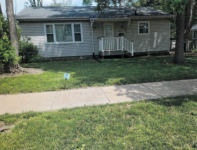 Building Photo - Cute 3 bedroom house in Iowa City