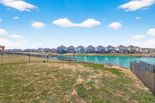 Building Photo - 3815 W Alessano Ln