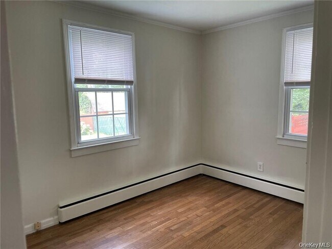 Building Photo - 17 Kinderhook Dr