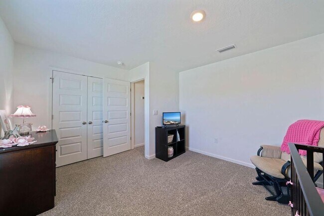 Building Photo - 51 Woodsorrel St