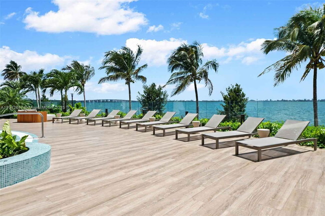 Building Photo - Northeast 24th Street, Miami, FL 33137 - 2 BR 2 BA condo