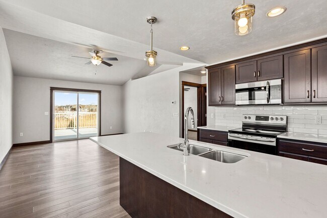 Building Photo - 4826 N Marlo Wy