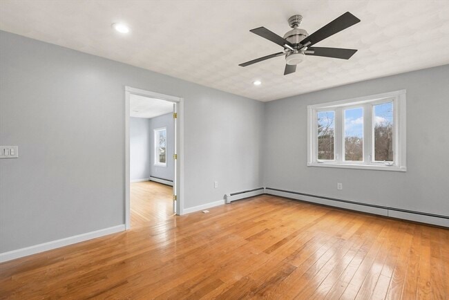 Building Photo - 515 Winthrop St