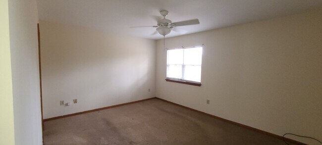 Building Photo - West Ashley Home- Forest Lakes Subdivision