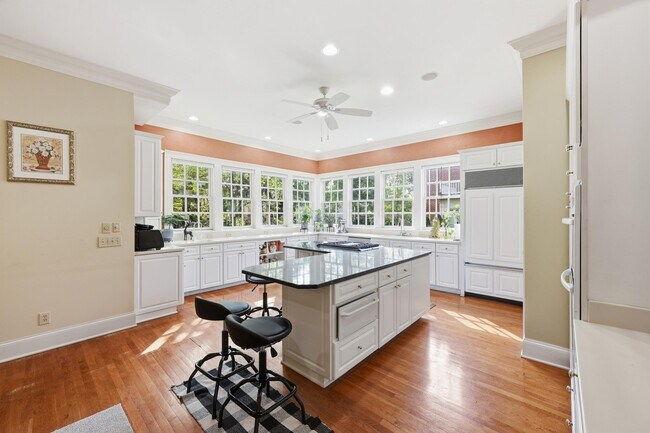 Building Photo - 7410 Ratchford Ct