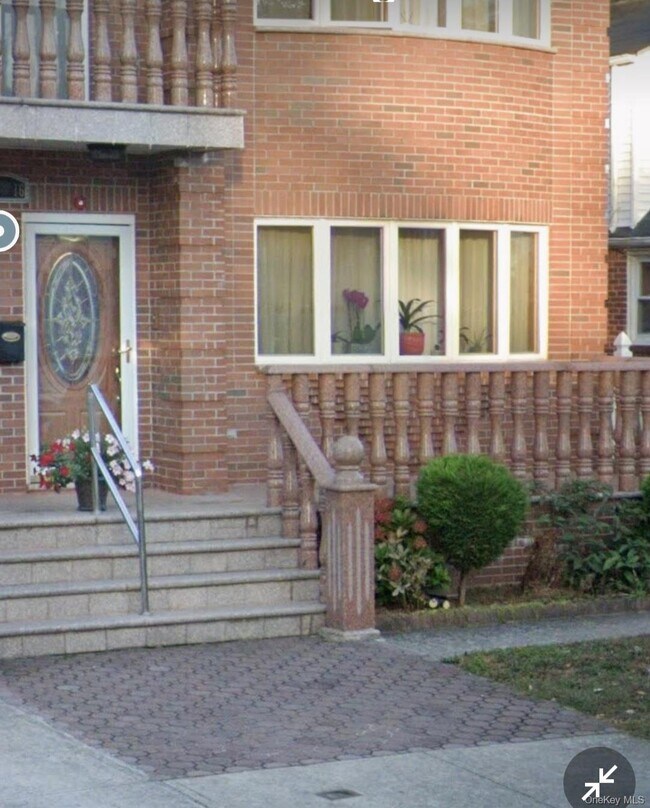 Building Photo - 147-30 Cherry Ave