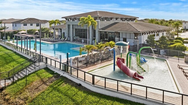 Building Photo - 16060 NW 89th Ct