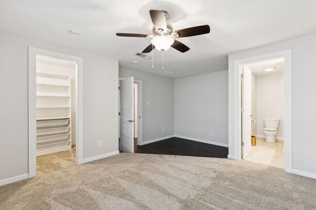 Building Photo - 3324 Claymore Dr