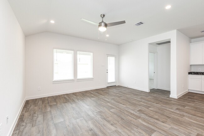 Building Photo - 1711 Porto Rosso Dr