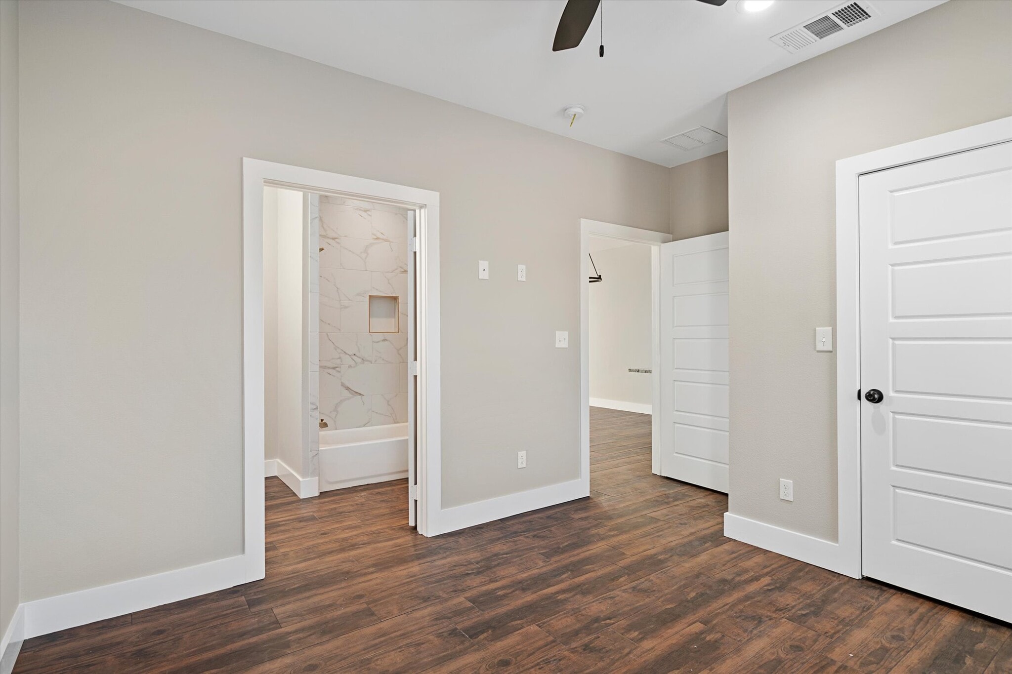 primary bedroom - 27648 State Highway 64