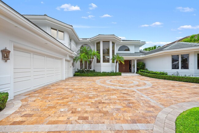 Building Photo - 396 E Coconut Palm Rd