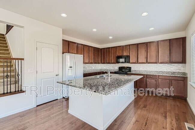 Building Photo - 645 W 171st Pl