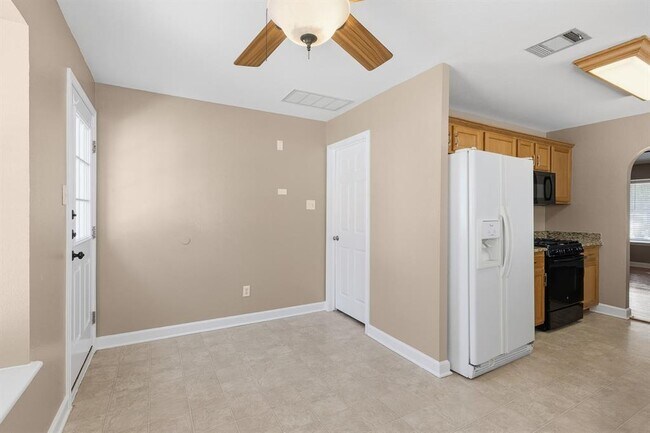 Building Photo - 115 Teasley