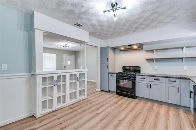 Building Photo - 4555 Sandra Lynn Dr