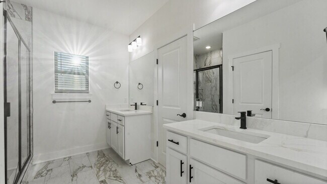 Building Photo - "Brand-new 3-Bedroom Farmington Home with ...